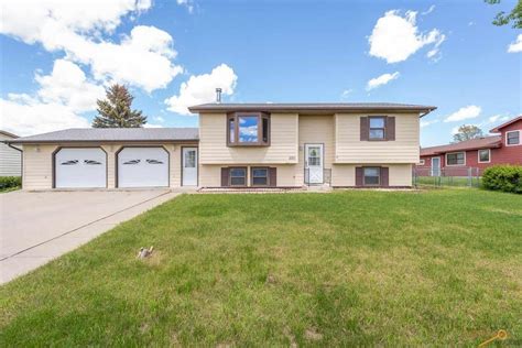 Houses for sale in box elder sd - For Sale: 3 beds, 1 bath ∙ 1145 sq. ft. ∙ 192 Dorchester Ave, Box Elder, SD 57719 ∙ $469,900 ∙ MLS# 167731 ∙ Ready to Move In! This brand-new home is a stunning gem.